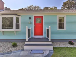 Image of 🐶 Dog Friendly Fenced in Yard! 3\/2 🏠 1.1 mi to 🏝 WIFI - perfect fall rental!
