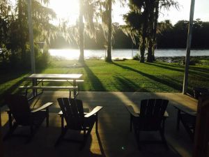 Image of Bayou Belle Inn in Pierre Part, La sits on Belle River water frontage.