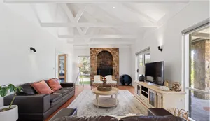 Image of Tuscan style ocean beach escape on the Peninsula
