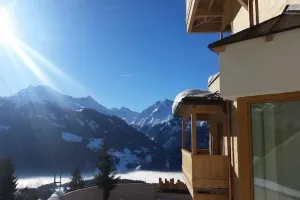 Image of Kitzbühel alpine lodge with private infrared sauna