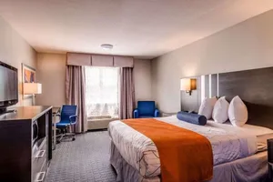 Image of Comfort Meets Affordability, Free Breakfast, Free Parking, Onsite Pool