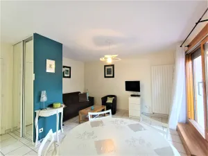 Image of Modern and Cozy 1-Bedroom Apartment in Central Aix-les-Bains