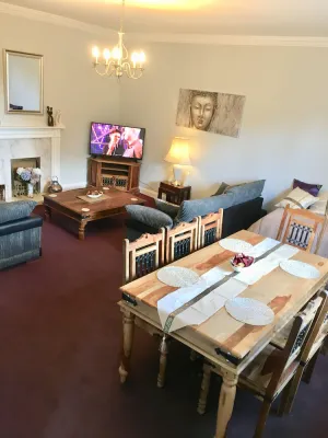 Image of BUDGET ACCOMMODATION MINS FROM JUNCTION 30M1 FREE PARKING.  Chesterfield