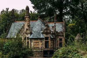 Image of Luxury South Lodge with Hot Tub Balloch