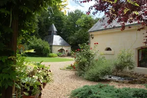 Image of Luxury gites & B&B, near Saumur, in 18thC former wine estate, heated pool