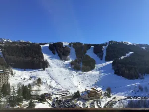 Image of Fully renovated 3-room apartment at the foot of the slopes with panoramic view