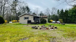 Image of Cozy home near Woodstock\/Saugerties. Pets welcome!