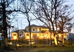 Image of Stunning contemporary lakefront lodge - free seasonal pontoon!