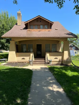 Image of Renovated charmer in the heart of Decorah’s Park District