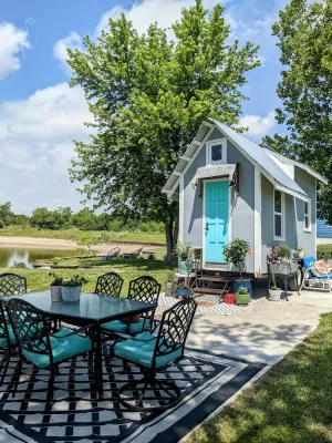 Image of Tiny LAKE House! 10 Minutes from Omaha