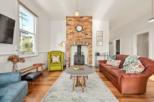 Image of Funky cottage in South