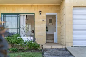 Image of Mountain Views Milton - renovated home near village
