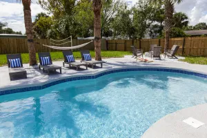 Image of This house is a 3 bedroom(s), 2 bathrooms, located in Jacksonville, FL.