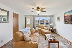 Image of Cozy 2 bedroom home steps from ONU  W\/ King bed & fenced in back yard.