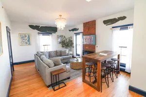 Image of Large West End Penthouse walk to Old Port w/Parking