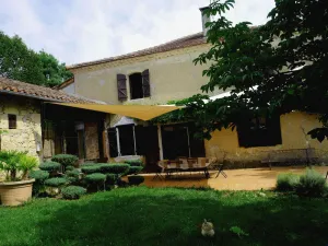 Image of Belle Demeure Gersoise en Pierre : Ambiance Tranquillité et Fraicheur