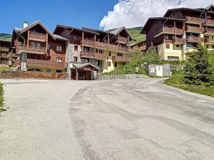 Image of Apartment Les Menuires, 5 bedrooms, 12 persons