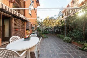 Image of MAGNIFICENT HOUSE WITH GARDEN IN MADRID 10 PAX - WIFICasa with garden VT353