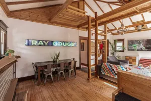 Image of Cozy & Chic | Close to City Creek