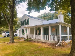 Image of Historical House close to the Chain O Lakes, Crystal River, hiking & shops