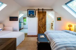 Image of Modern 1 bed\/Studio - Steps from the Center of Town