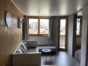 Image of Center station (Intrêts 2), comfortable 2 rooms\/4 pers.,  superb view.