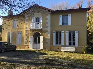 Image of Maison Ancienne Mitoyenne, 17 km de Bordeaux, 25 km D'arcachon