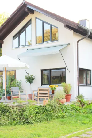 Image of Haus mit großem Garten, 2 Schlafzimmer, 2 Bäder, 151 qm Wohnfläche