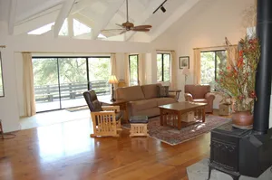 Image of Secluded getaway in the Oaks and Pines with meandering Deer