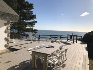 Image of Magnificent house with ocean view