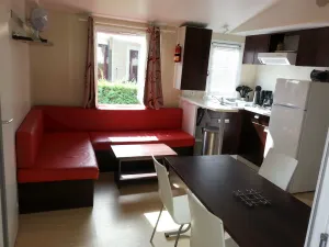 Image of Mobil home 3 chambres 2 salles de bains au camping 4 étoiles MH276 aux charmettes