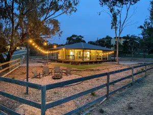 Image of River Murray Escape: The Weekender Bowhill [Winter Bonus $100 Store Credit]