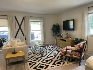 Image of Turkey Trot- Light & Bright Blowing Rock Guest Suite