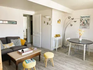 Image of luminous apartment in the heart of trouville