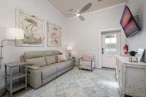 Image of Eliza Offers Beauty and Comfort Downtown!