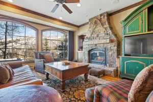 Image of Oxford Court 303 by East West Hospitality