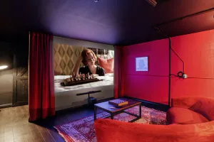 Image of Amazing 6 BRD, Pool, Theater, Billiard, Poker, and Games near the Strip