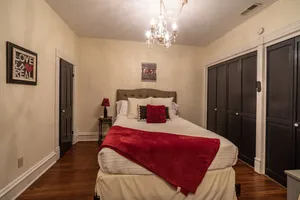 Image of SPACIOUS HISTORIC DOWNTOWN LOFT!  BEST LOCATION IN THE HEART OF TOWN!