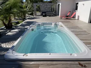 Image of Magnificent contemporary property with heated spa 15' from Bordeaux center.