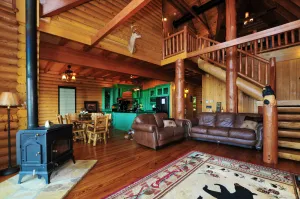 Image of Mountain top overlooking lake, Hot Tub, Pickleball, Yukon Fire Pit, 5 STAR, PETS