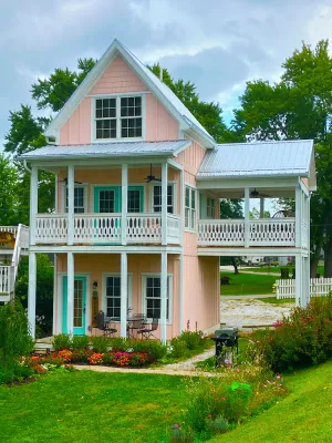 Image of Brand new Buckeye Lake waterfront chalet A
