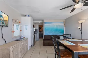 Image of 427 E Miami Ave, Unit 204