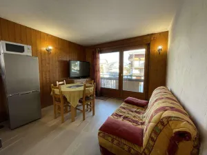 Image of 300m from resort center, 1st floor, view mountain, balcony, parking, tv, ski locker, 29m²