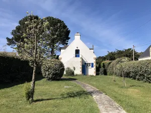 Image of \"Secrets of Petit Rohu\" - 2ch, garden & beach