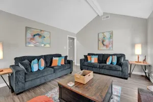 Image of Glamorous 3BR 2BA house w/ large fenced backyard