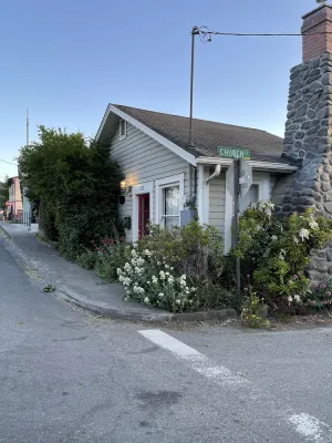 Image of Mary's Place is a historic cottage with private garden in the center of town.