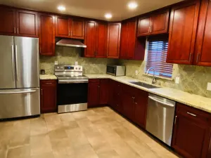 Image of 22 acres Farmhouse to enjoy . 1.5 mile from tracy mall . Still enjoy countryside