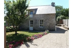 Image of Charming gite near Rochefort en terre, 2 stars, with covered swimming pool