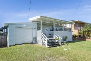 Image of At The Beach Brooms Head - LJHooker Yamba