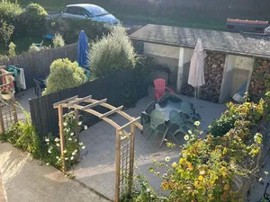 Image of House in old school 10 minutes from beaches